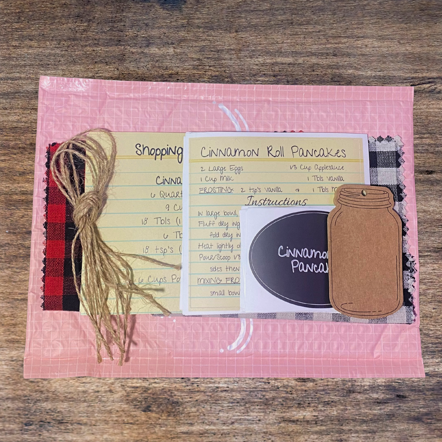 A Gift in a Jar Recipe Kit - Cinnamon Roll Pancakes - DIY Kit for 6 Unique Gifts